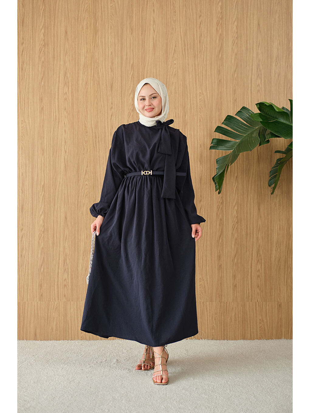 Kadın Boyun Bağlamalı Kemerli Elbise Lacivert-1