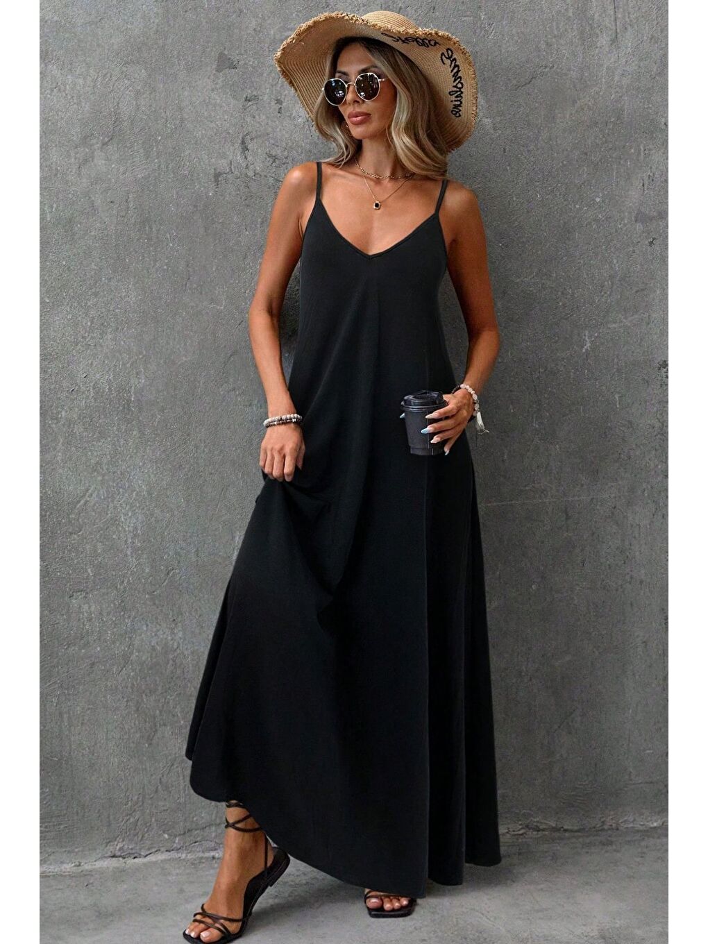 Siyah İp Askılı Dokuma Kumaş Maxi Elbise-3