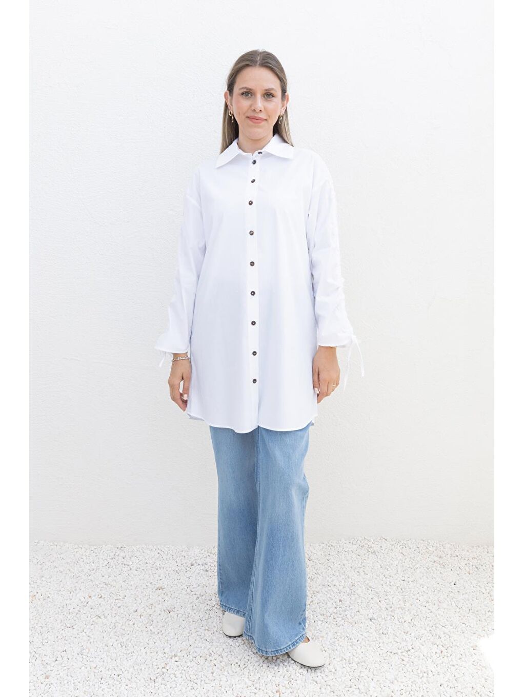 Beyaz-Kolu Büzgülü Cepli Gömlek-1