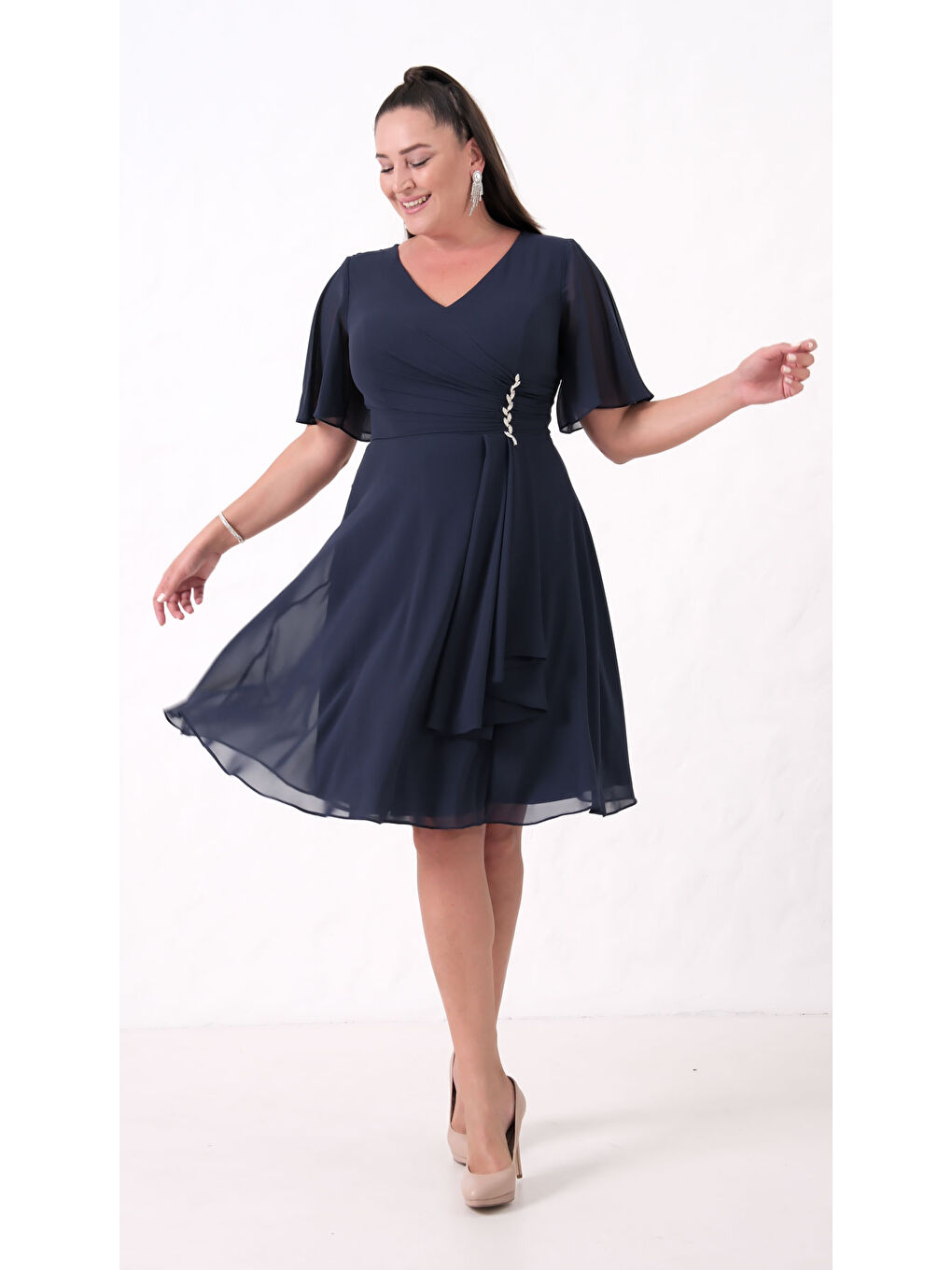 Kadın Lacivert V Yaka Taşlı Büyük Beden Şifon Abiye Elbise-1