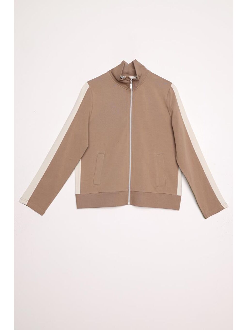 Bej Vizon-Haki-Pamuklu Garnili Etekli Takım-7