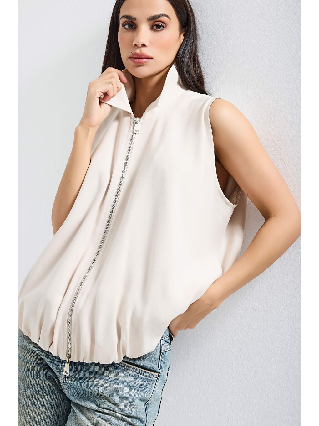 Kadın Bej Renk s6-105 Balon Kesim Fermuarlı Bol Kesim Kumaş Yelek-5