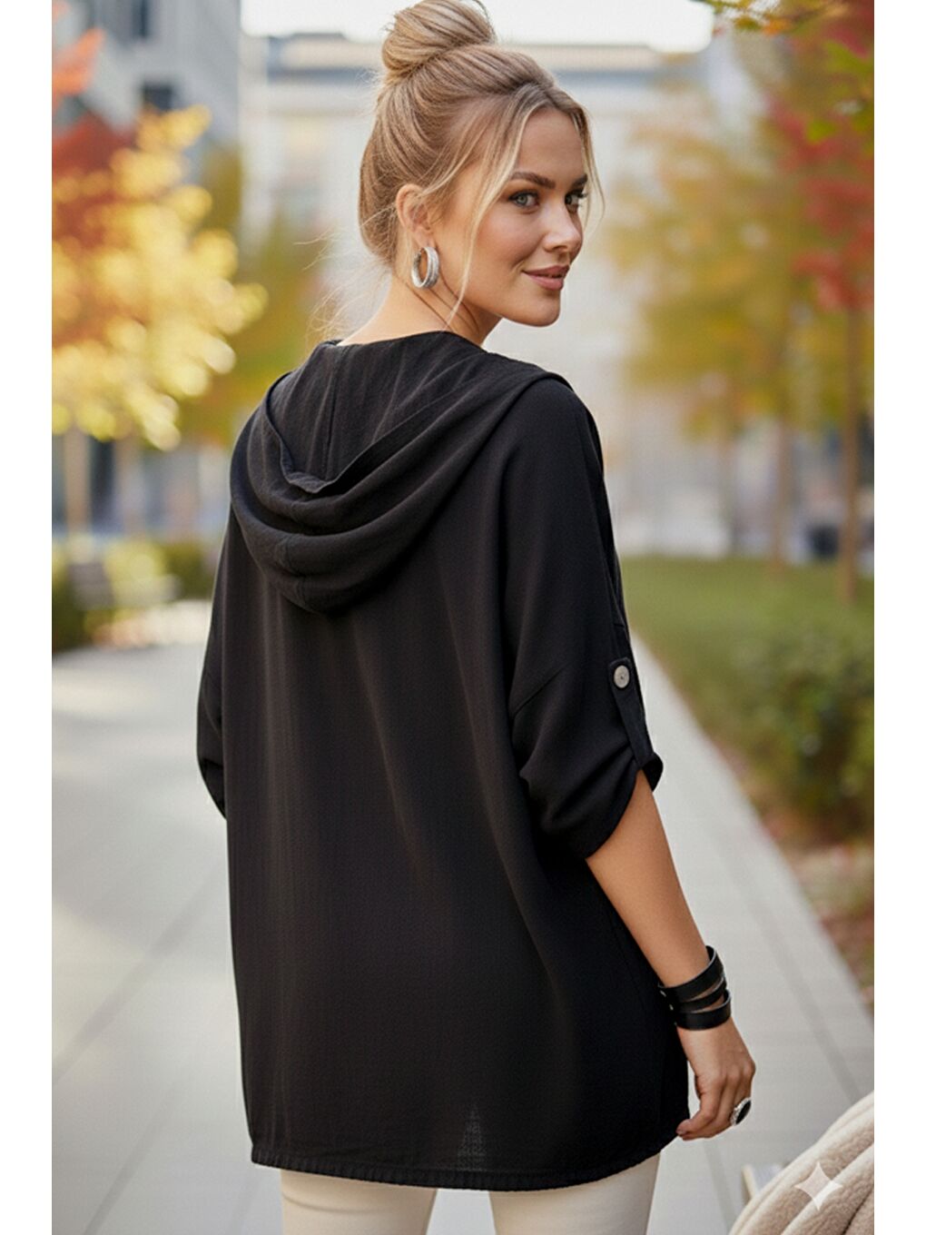 İtalyan Siyah Kapüşonlu 3/4 Kol Düğmeli Cepli İnce Casual Kadife Dokuma Ceket 70 70-5