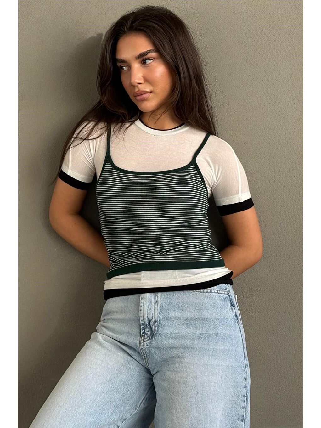 Yeşil Çizgili İkili Görünümlü Kadın Tişört Mg2699