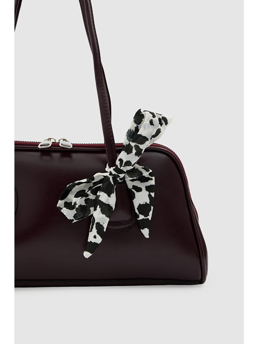 Vita Fular Detaylı Baget Çanta  Bordo-3