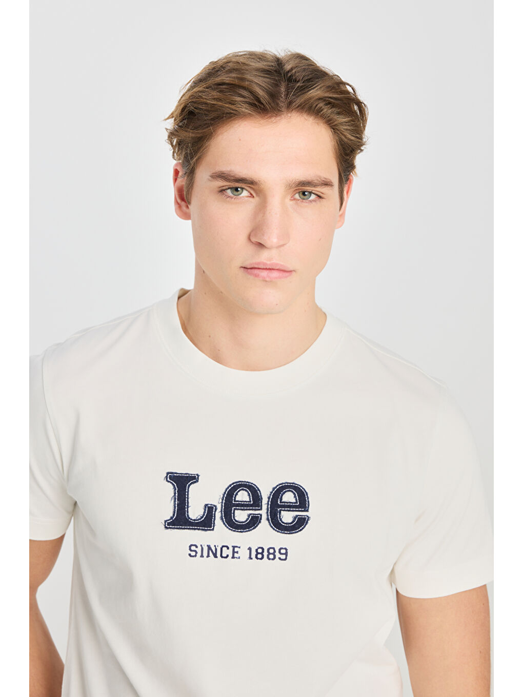 %100 Pamuk Regular Fit Normal Kesim Aplikeli Ekru Tişört-3