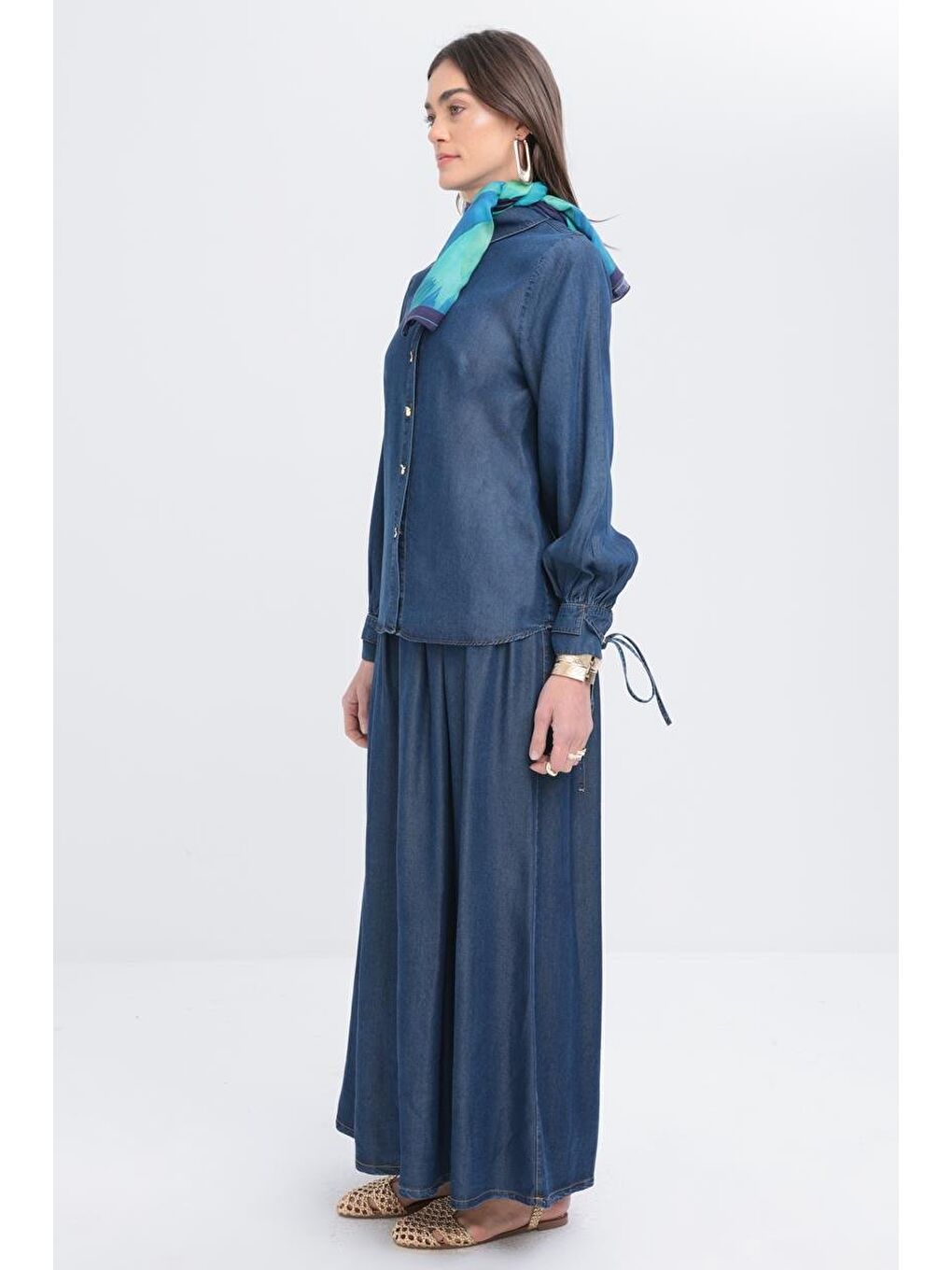 Koyu Mavi-Kolu Bağcıklı Gömlek-2