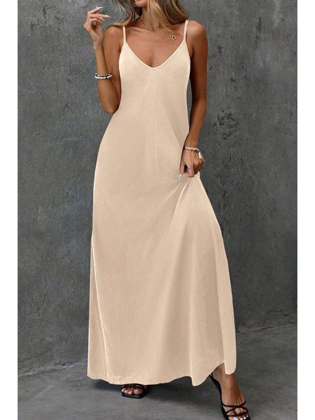 Bej İp Askılı Dokuma Kumaş Maxi Elbise