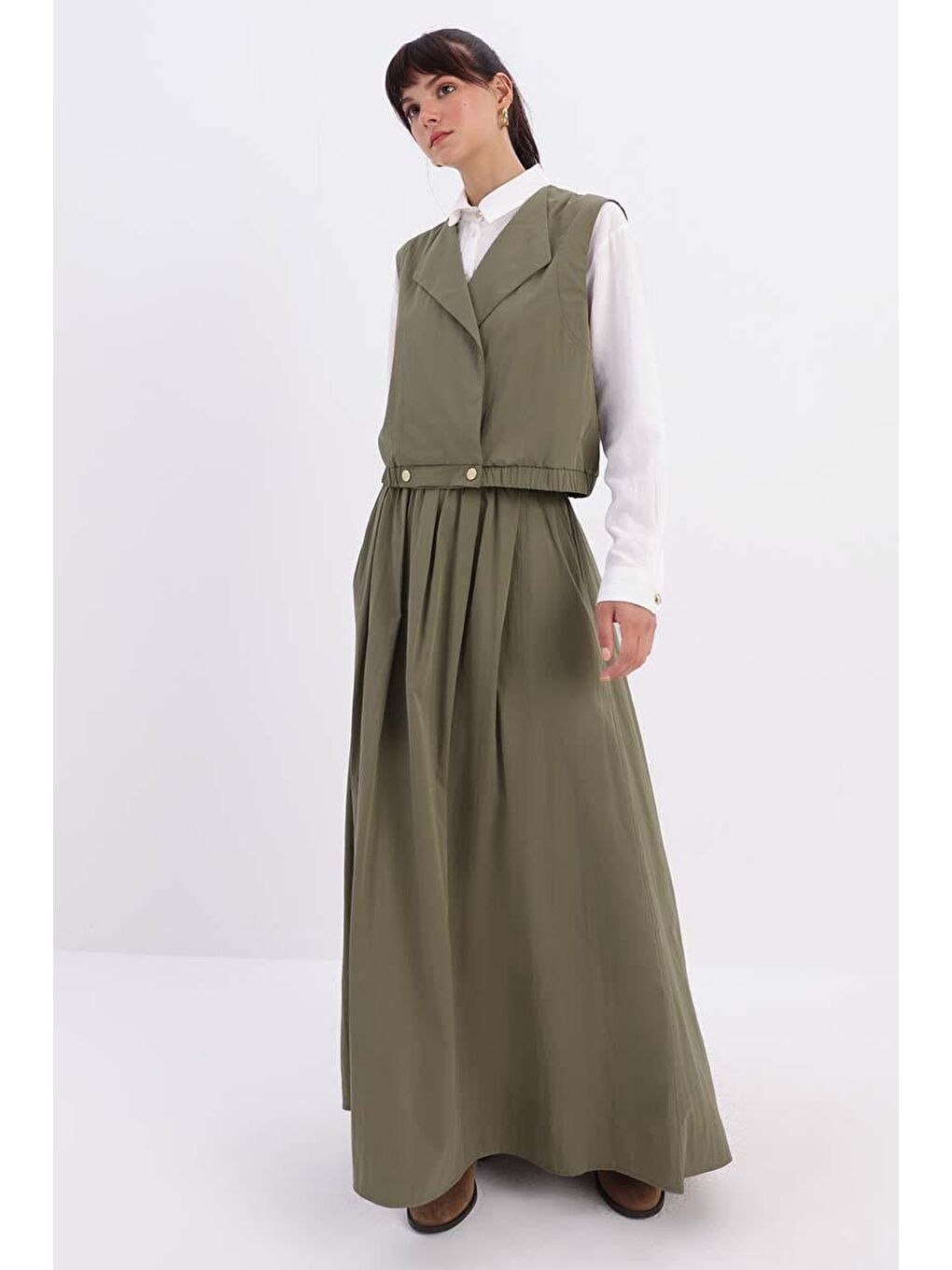 Haki-Yelekli Etekli Takım