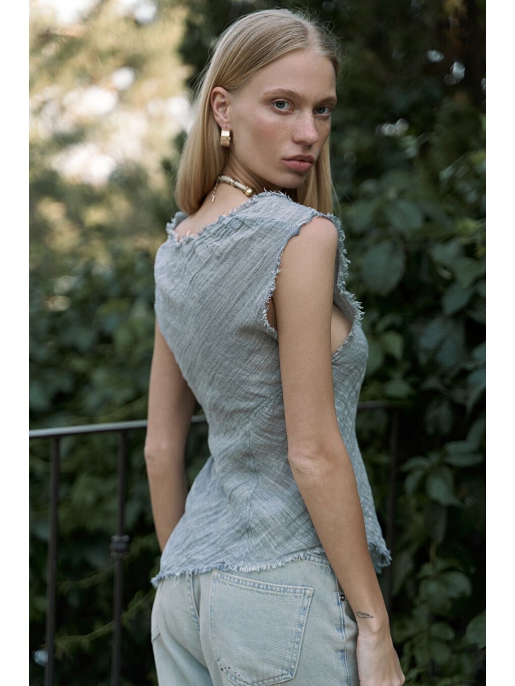 Gri Veilinas Asimetrik Füme Keten Crop-3