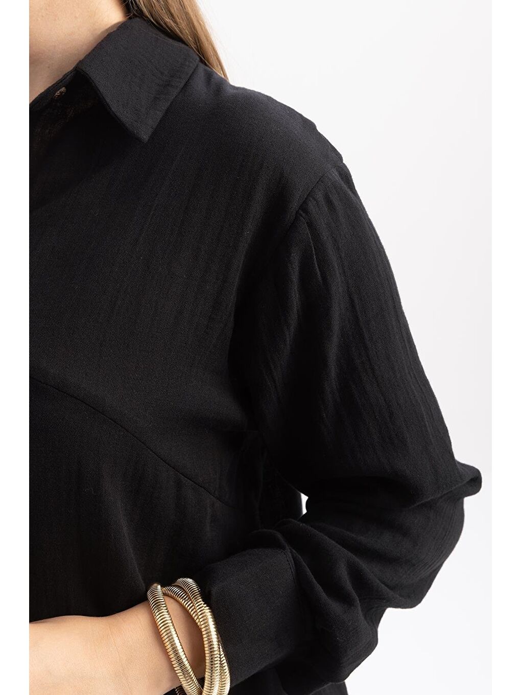 Siyah-Arkası Uzun Patlı Gömlek-4