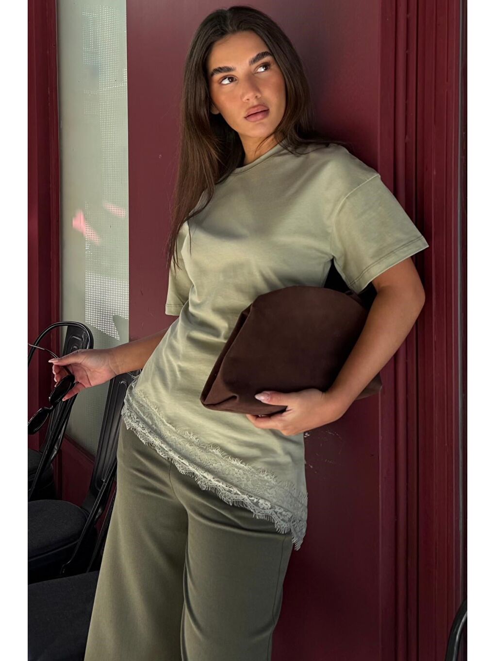 Mint Yeşili Dantel Detaylı Belden Oturtmalı Asimetrik Kadın Tişört Mg2719