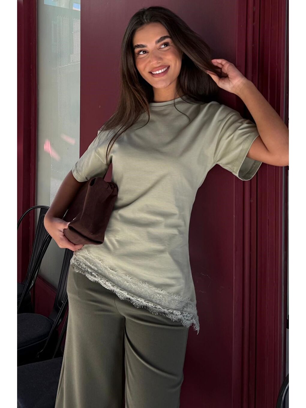 Mint Yeşili Dantel Detaylı Belden Oturtmalı Asimetrik Kadın Tişört Mg2719-1