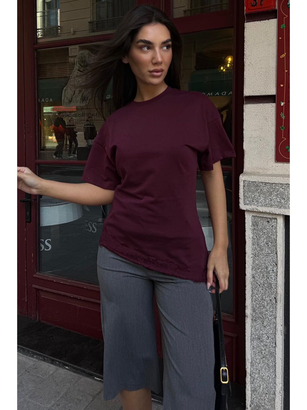 Bordo Dantel Detaylı Belden Oturtmalı Asimetrik Kadın Tişört Mg2719-5