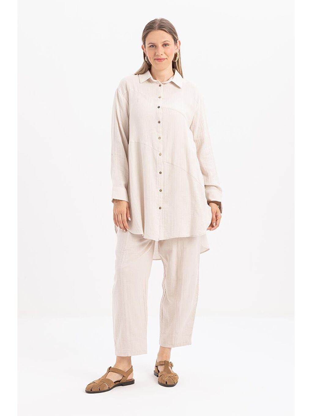 Bej Taş-Arkası Uzun Patlı Gömlek