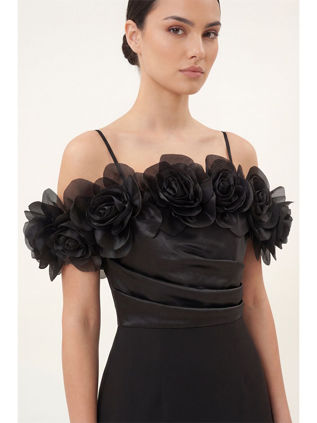 Kadın Siyah Yakası Gül Detaylı Söz Nişan Nikah Abiye Elbise-2