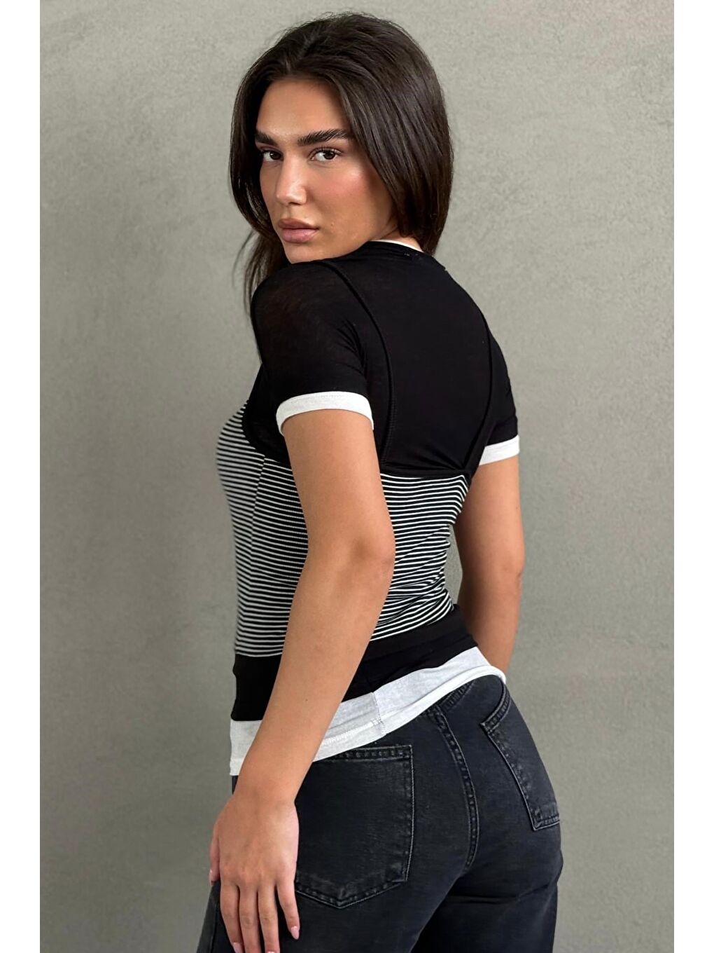 Siyah Çizgili İkili Görünümlü Kadın Tişört Mg2699-4