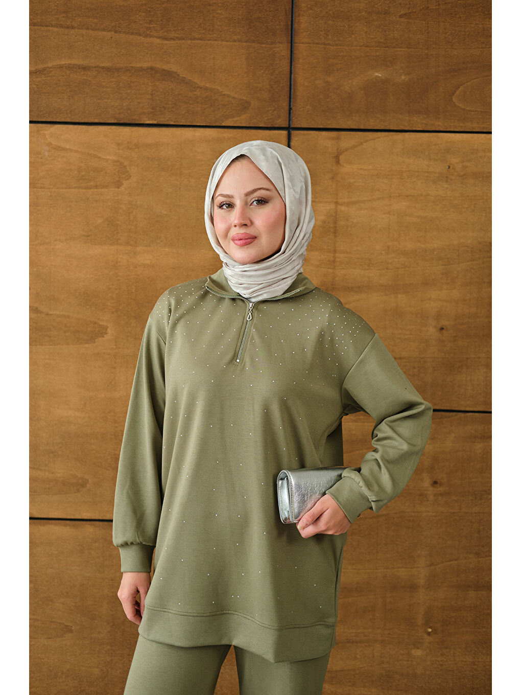 Kadın Yarım Fermuarlı Taşlı Takım Yeşil-4