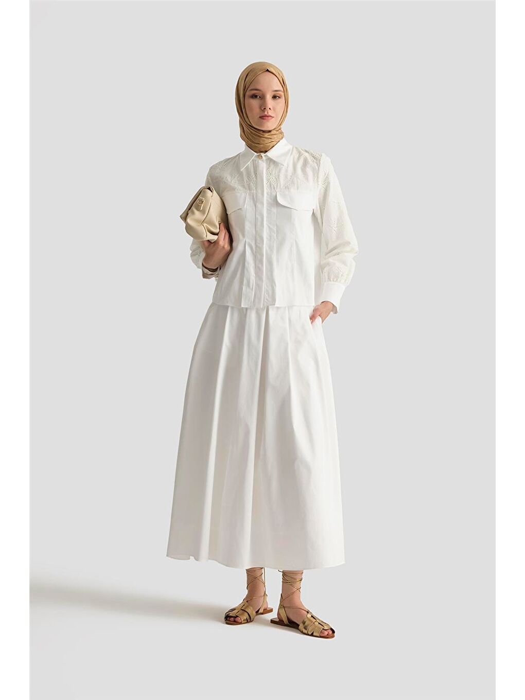 Brode Detaylı Takım 25Yd4249 Ekru