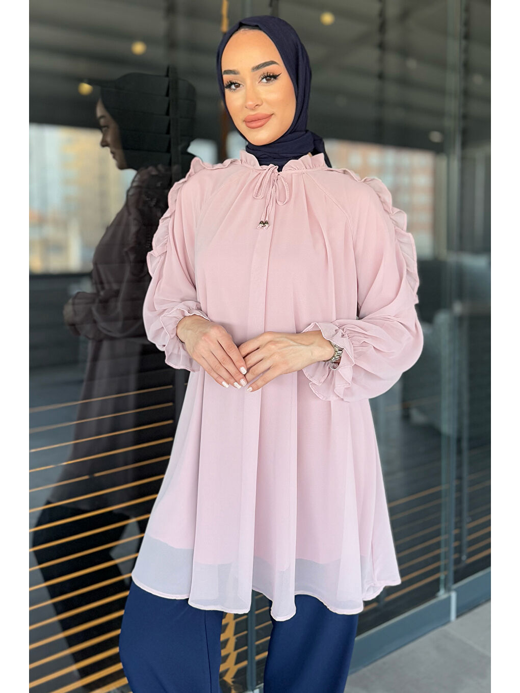 Pembe Tesettür Güpürlü İncili Piliseli Şifon Tunik