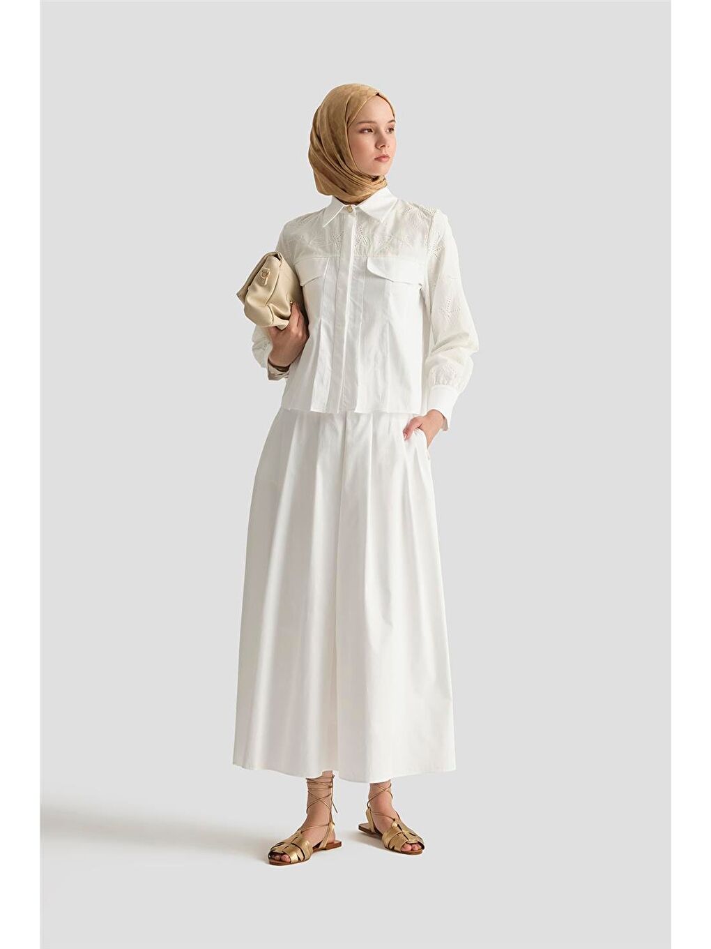 Brode Detaylı Takım 25Yd4249 Ekru-1