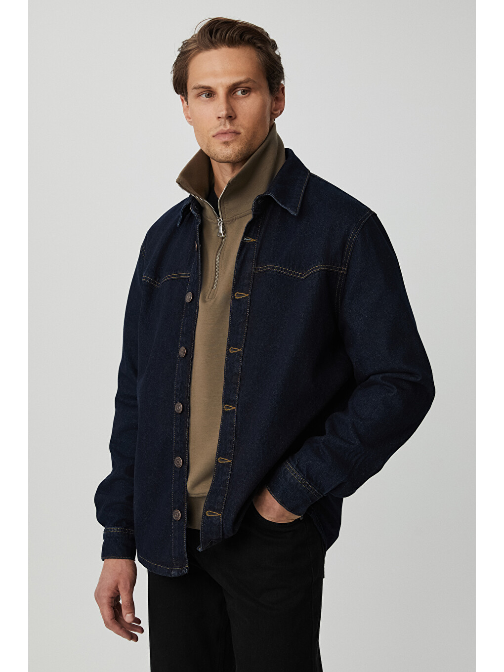 Borna Erkek Rinse Denim Rahat Geniş Kesim Ceket Görünümlü Lacivert Ceket-2