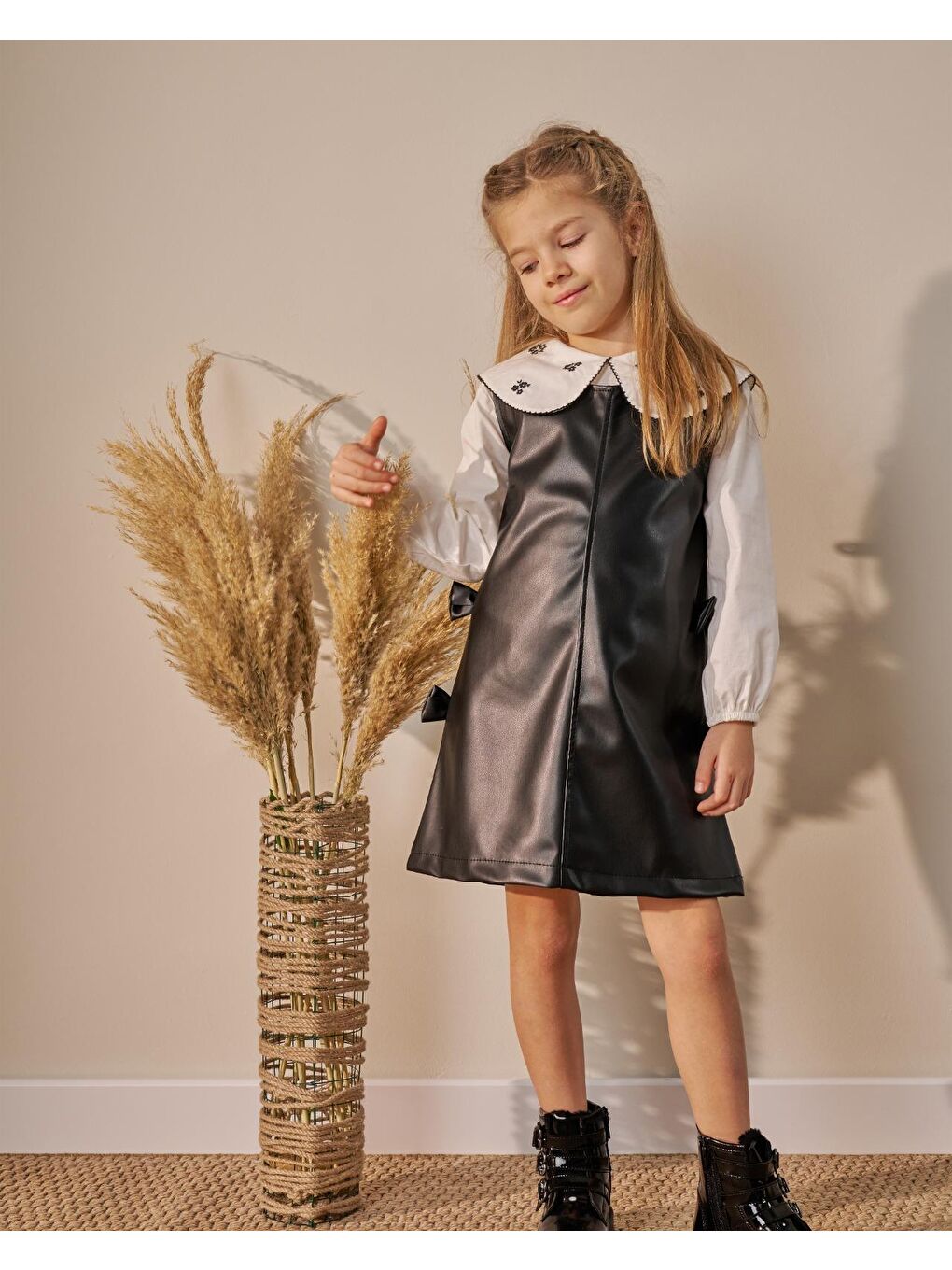 Siyah Kız Çocuk Pamuklu Gömlekli Deri Görünümlü Elbiseli Elbise-3