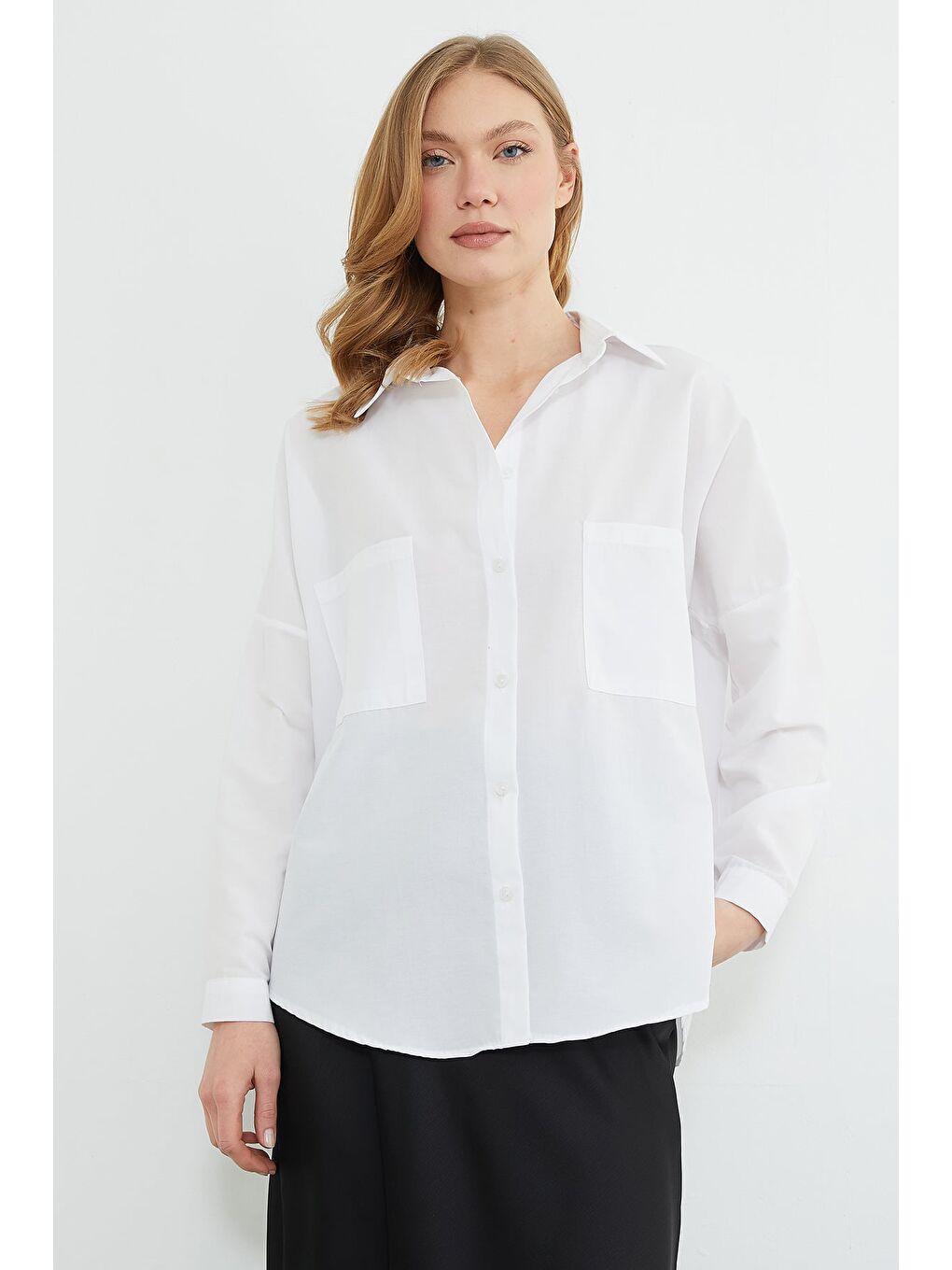 Beyaz Basic Çift Cepli Gömlek-2