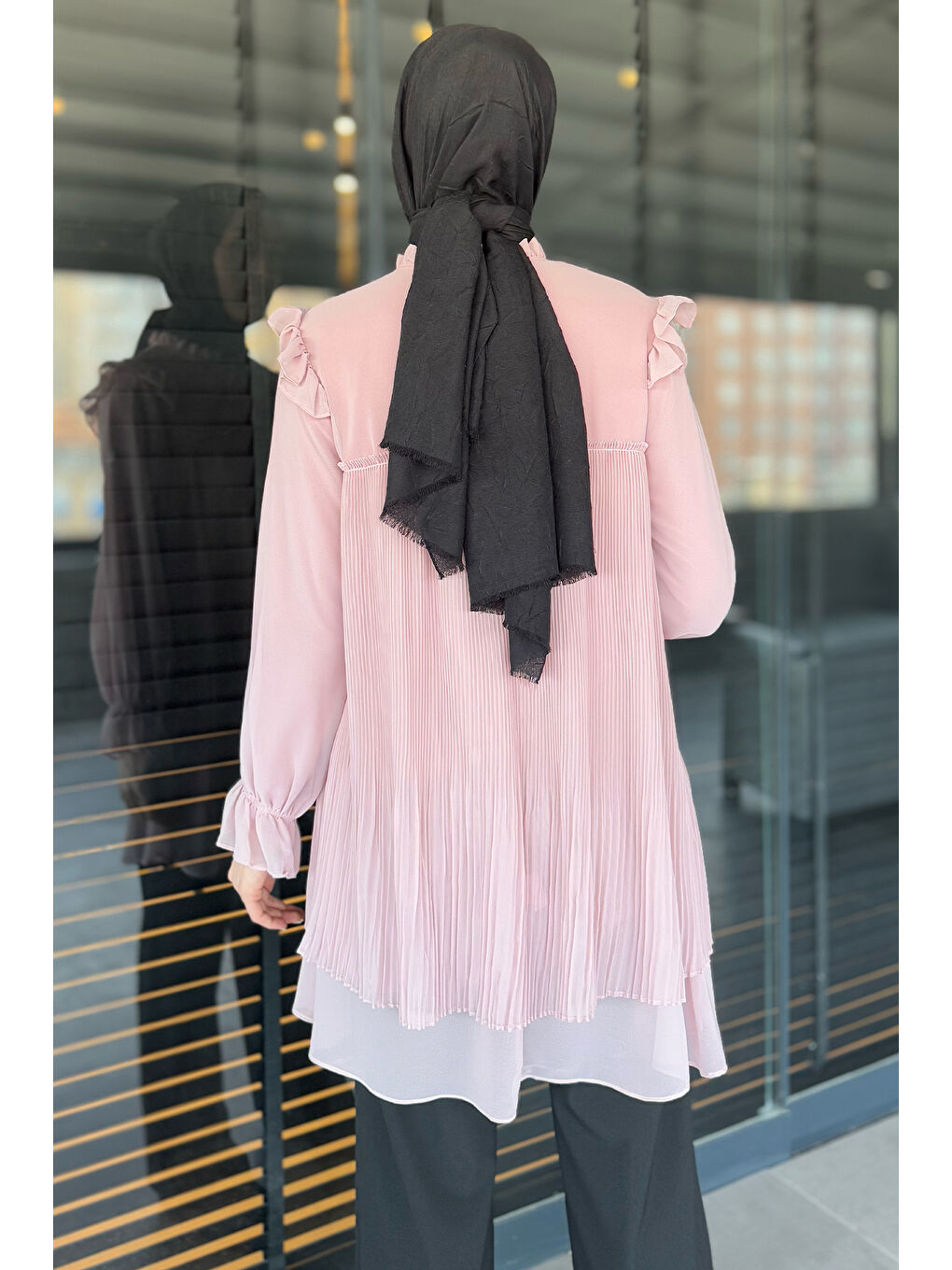Pembe Kadın Yaka Bağlamalı Pileli Tesettür Şifon Tunik-6