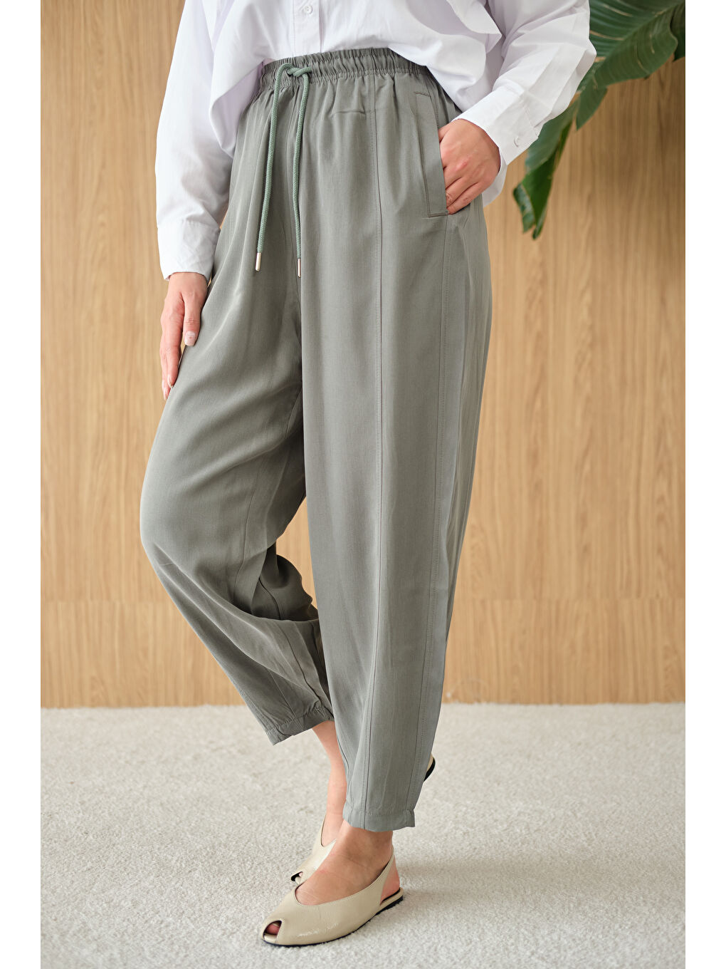 Kadın Şalvar Kesim Beli Ayarlanabilir Pantolon Haki Yeşil