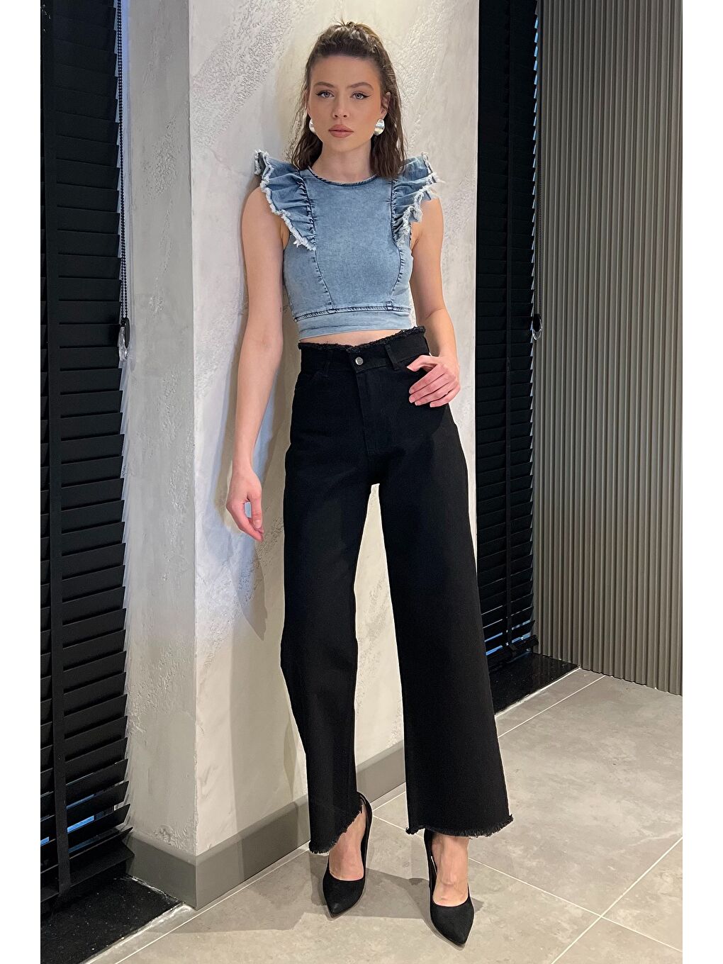 Siyah Kadın Bel Ve Paça Püsküllü Yüksek Bel Jean Jean Pantolon-1