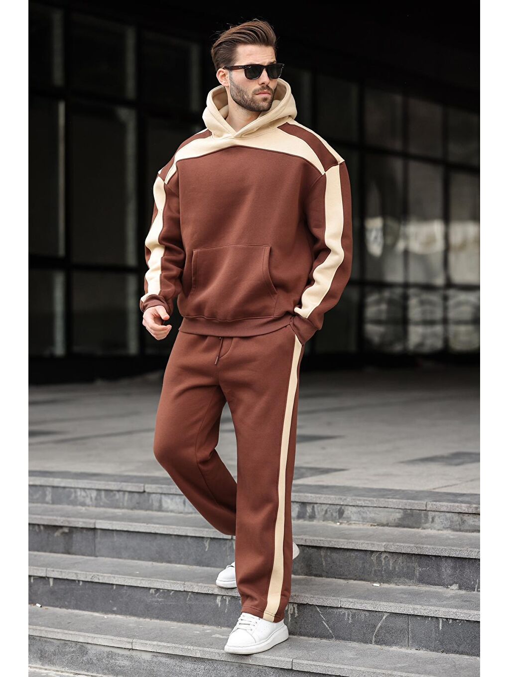 Acı Kahverengi Kapüşonlu Şerit Detaylı Erkek Eşofman Takımı E7326
