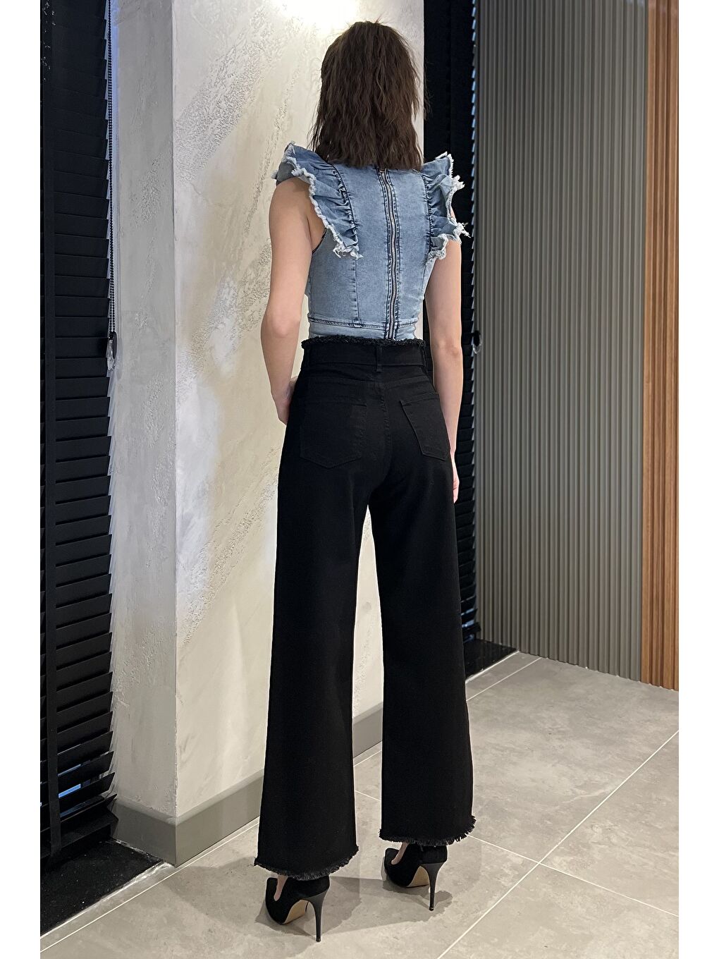 Siyah Kadın Bel Ve Paça Püsküllü Yüksek Bel Jean Jean Pantolon-2