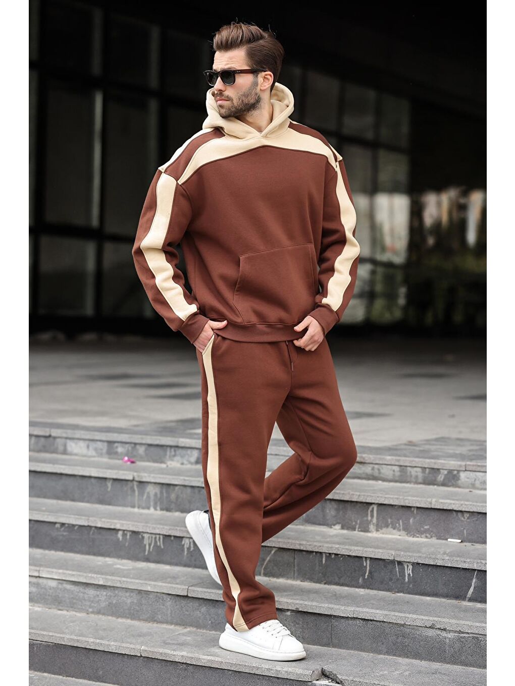 Acı Kahverengi Kapüşonlu Şerit Detaylı Erkek Eşofman Takımı E7326-2