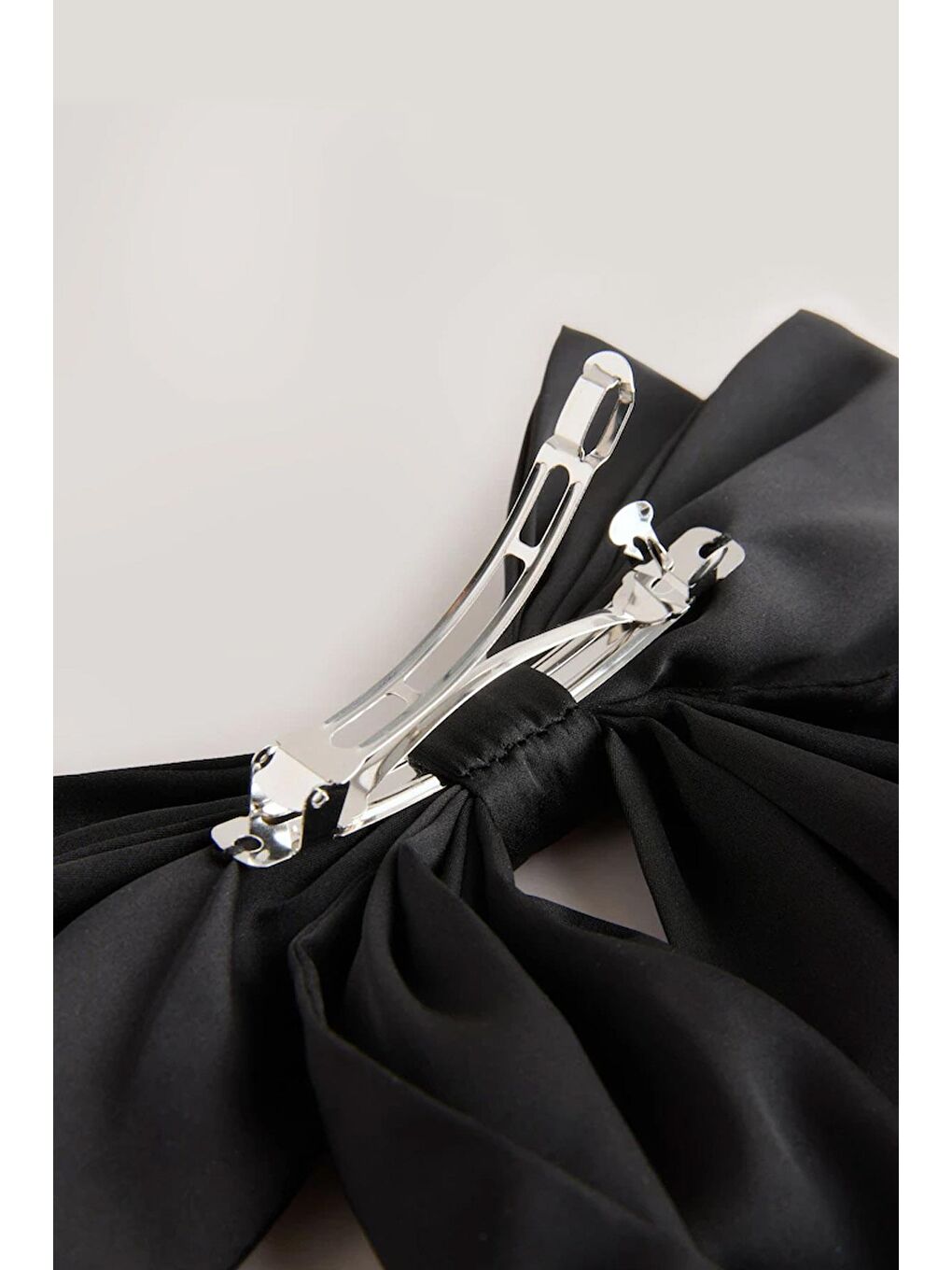 Siyah Uzun Fularlı Fiyonk Otomatik Fiyonk Toka-3