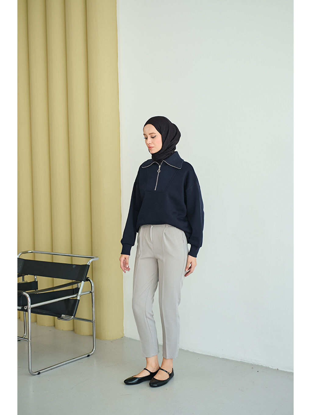 Kadın Pileli Düz Paça Pantolon Açık Gri-4