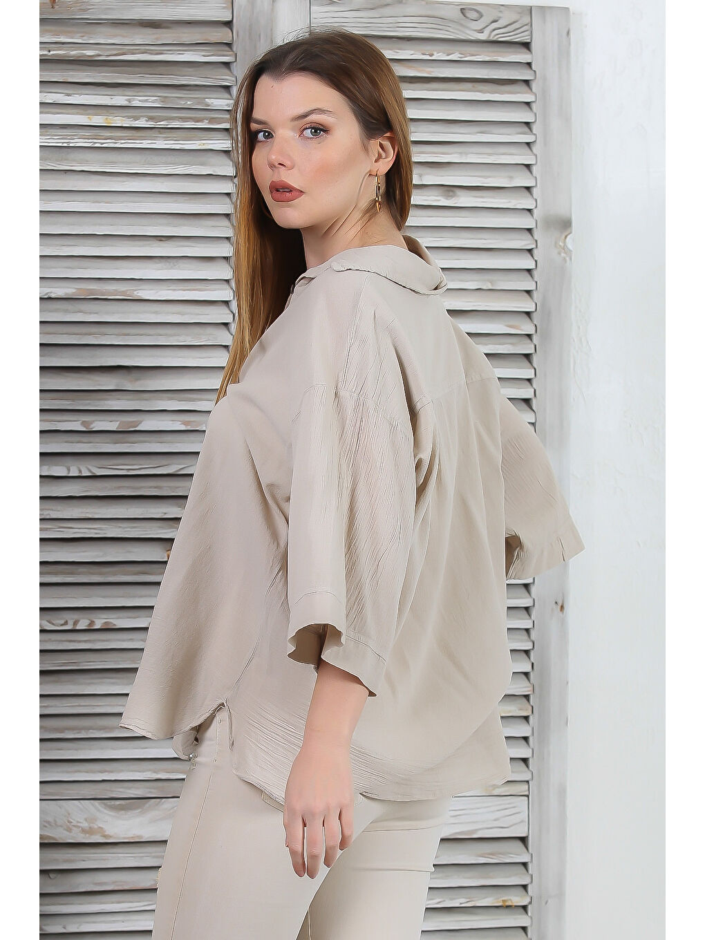 Bej 3/4 Kol Sedef Düğmeli Yırtmaçlı Casual Pamuk Dokuma Gömlek-6