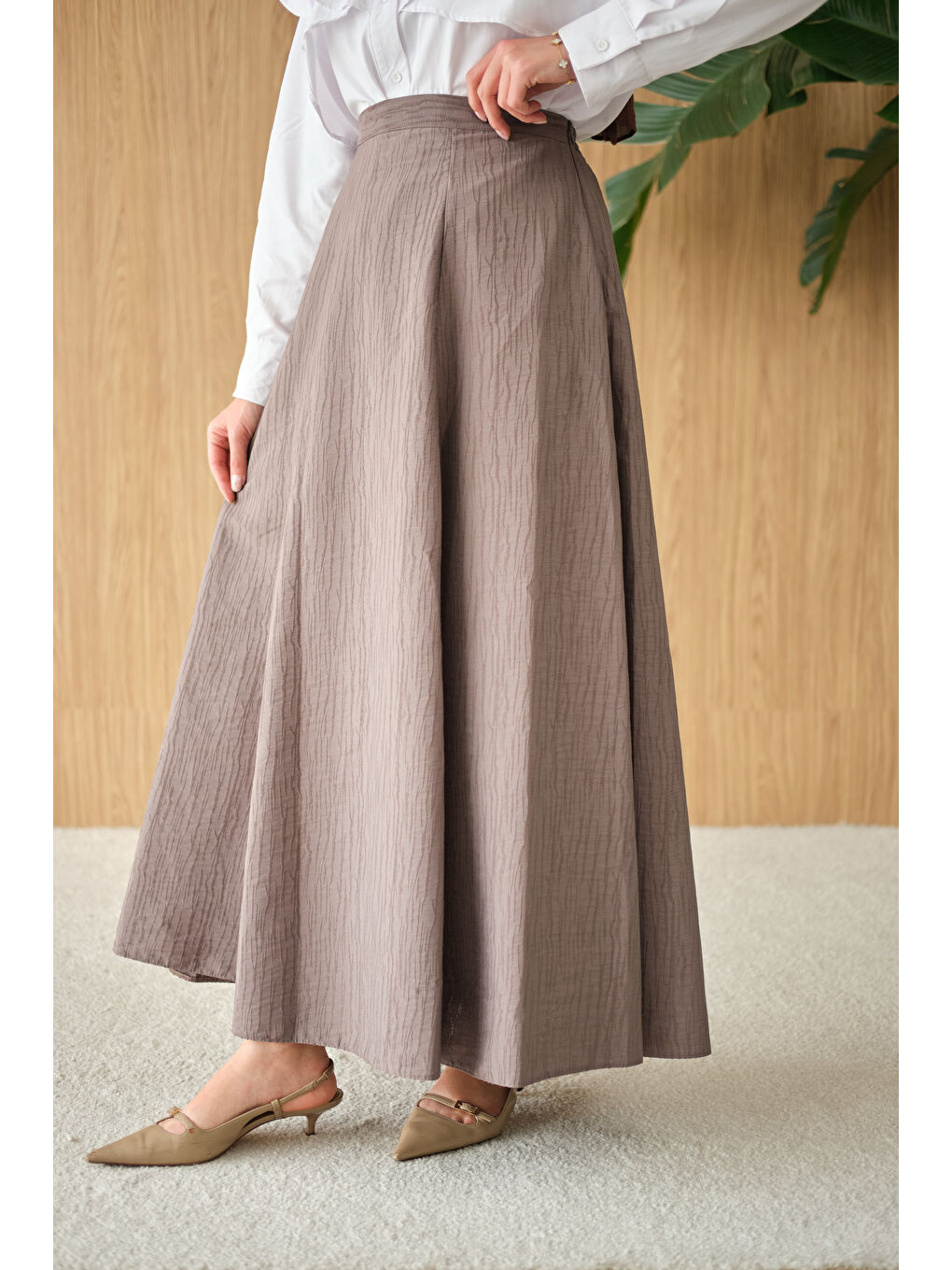 Bej Kadın Yandan Fermuarlı Kendinden Desen Etek Vizon-4