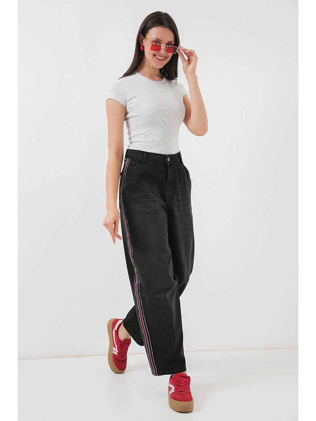 Gri Kadın Yanı Şeritli Pantolon 6700