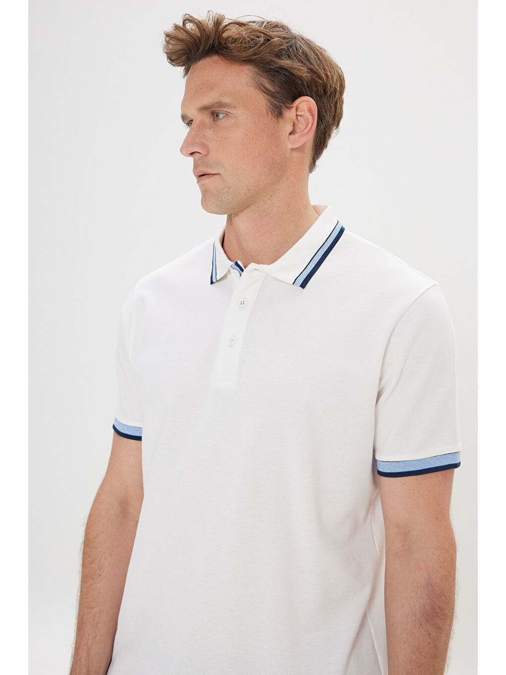 Erkek Beyaz Slim Fit Dar Kesim %100 Pamuk Polo Yaka Tişört-3