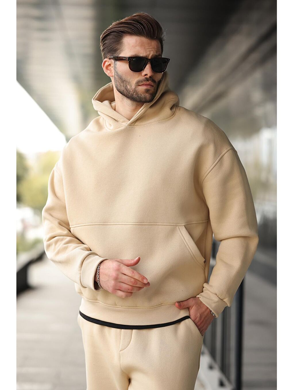 Bej Kapüşonlu Kanguru Cep Erkek Eşofman Takımı E7338-2