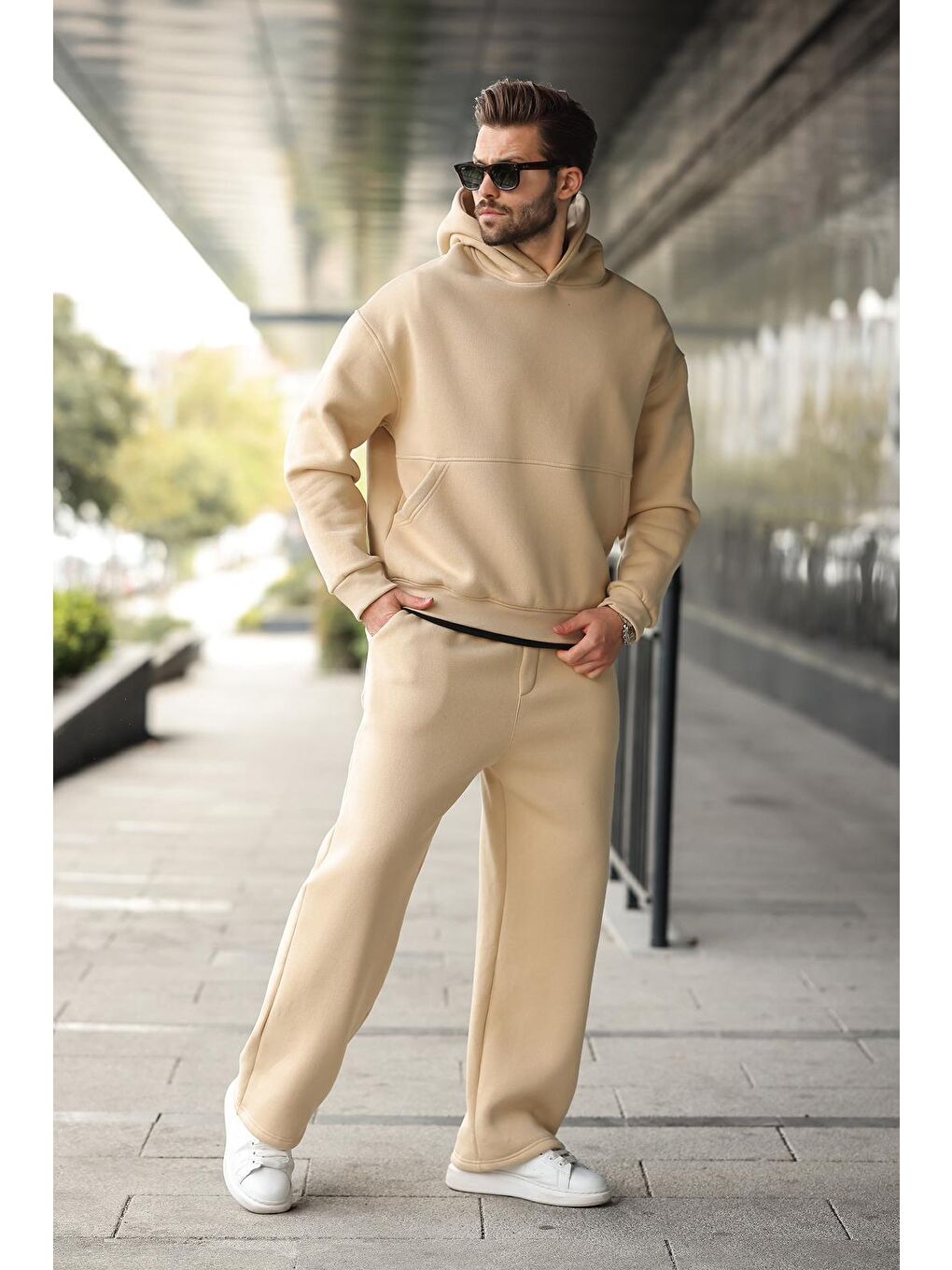 Bej Kapüşonlu Kanguru Cep Erkek Eşofman Takımı E7338-3