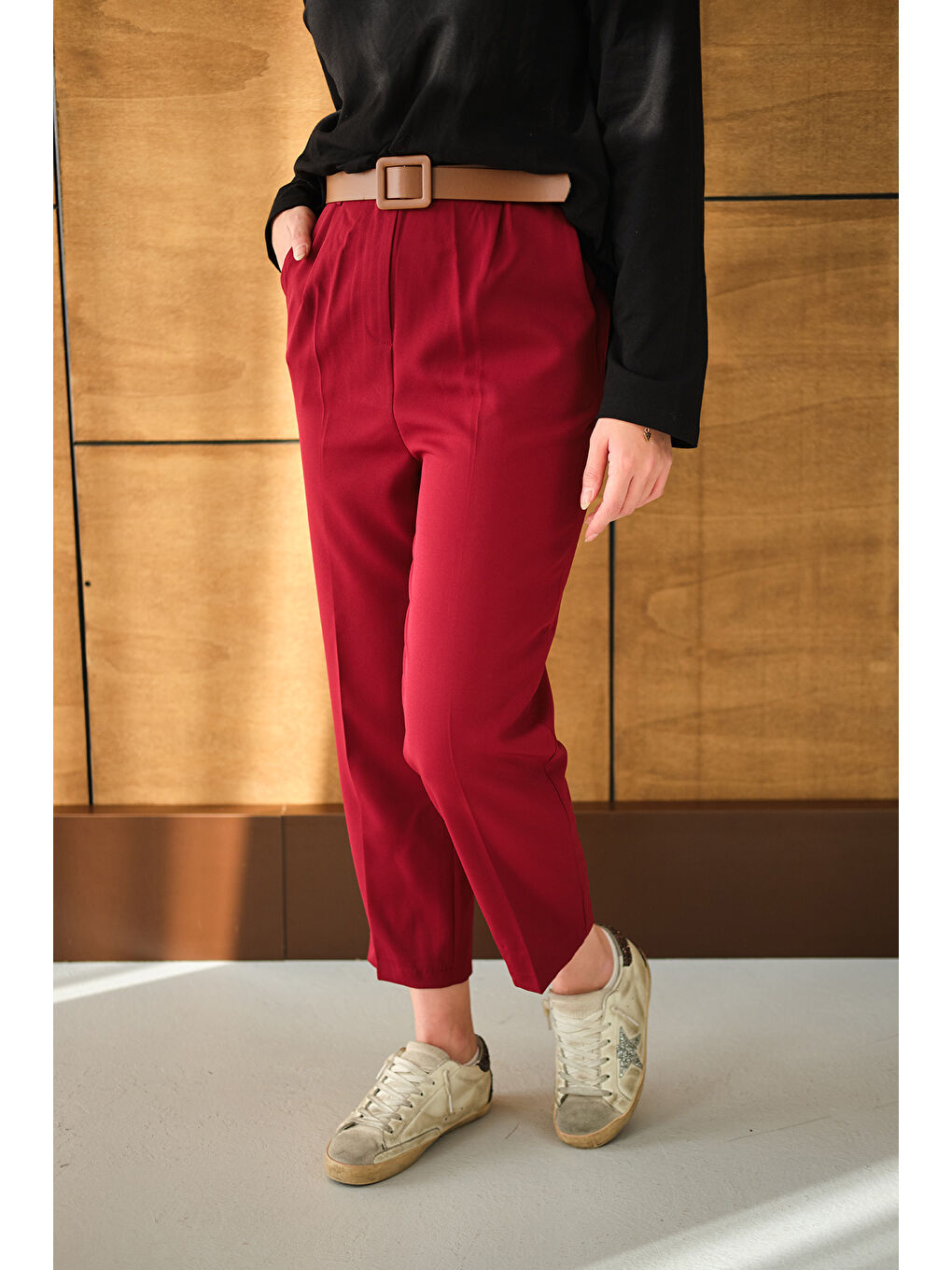 Kadın Lastik Detay Kemerli Kumaş Pantolon Bordo-2