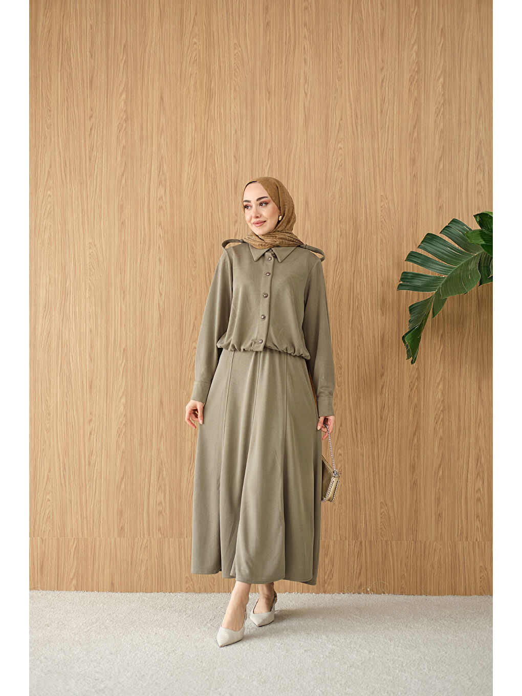 Kadın Gömlek Yaka Gümüş Düğme Detay Takım Yeşil-1