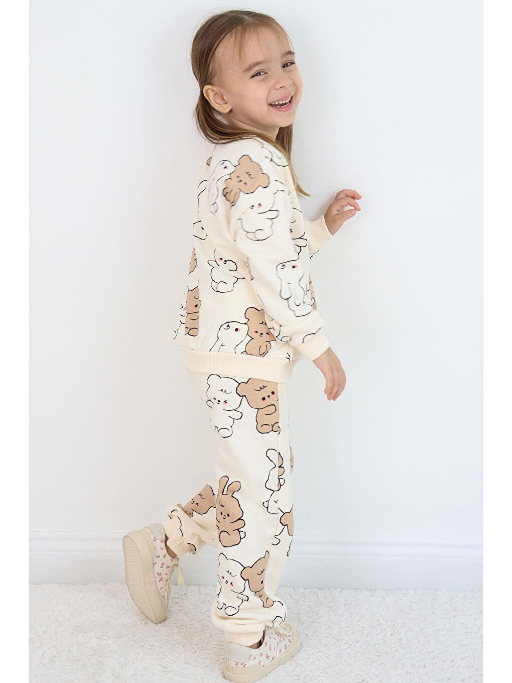 Ekru Kız Çocuk Eşofman Takımı Sevimli Dostlar Krem (4-8 Yaş)-1