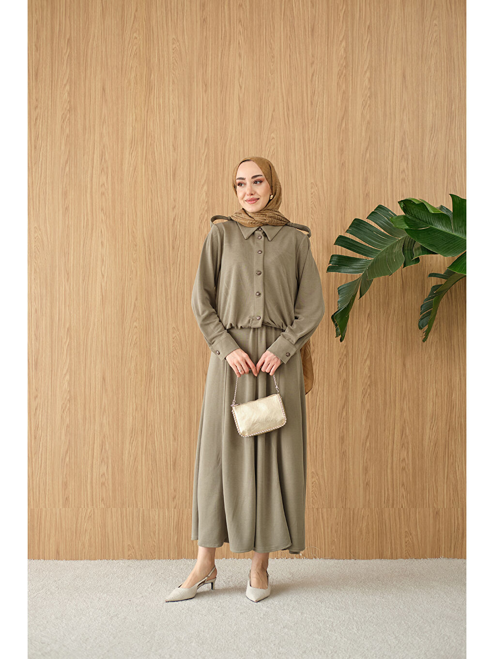 Kadın Gömlek Yaka Gümüş Düğme Detay Takım Yeşil-2
