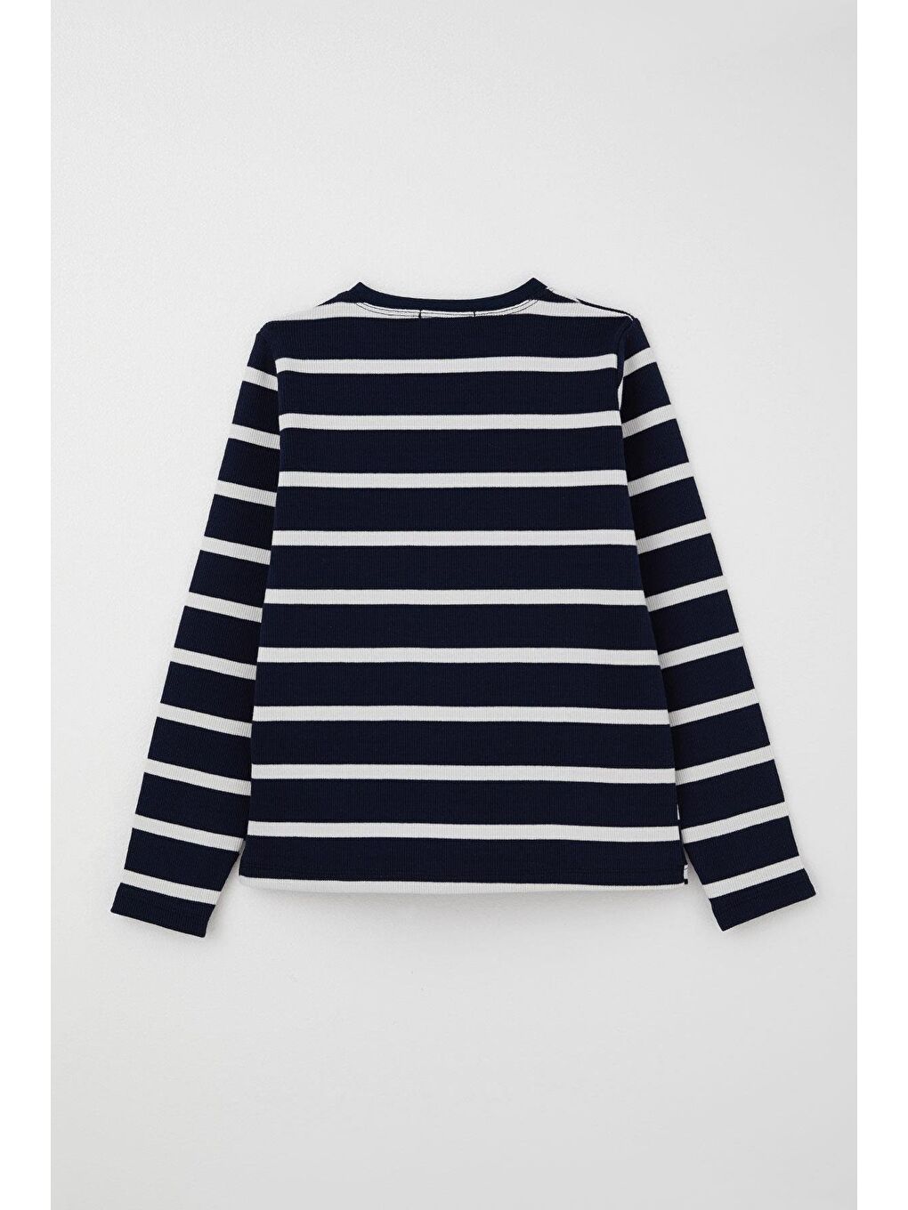 Kız Çocuk Pantolonlu Takım Parmak Geçmeli Arma Detaylı Lacivert (8-14 Yaş)-3