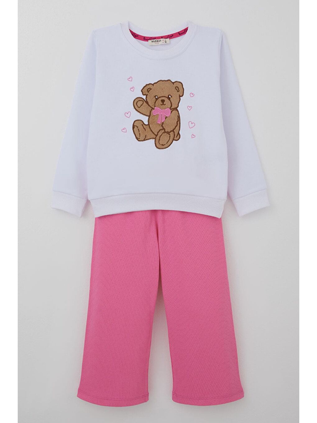 Kız Çocuk Eşofman Takımı Sevgi Temalı Mutlu Ayıcık Nakışlı Beyaz (3-7 Yaş)
