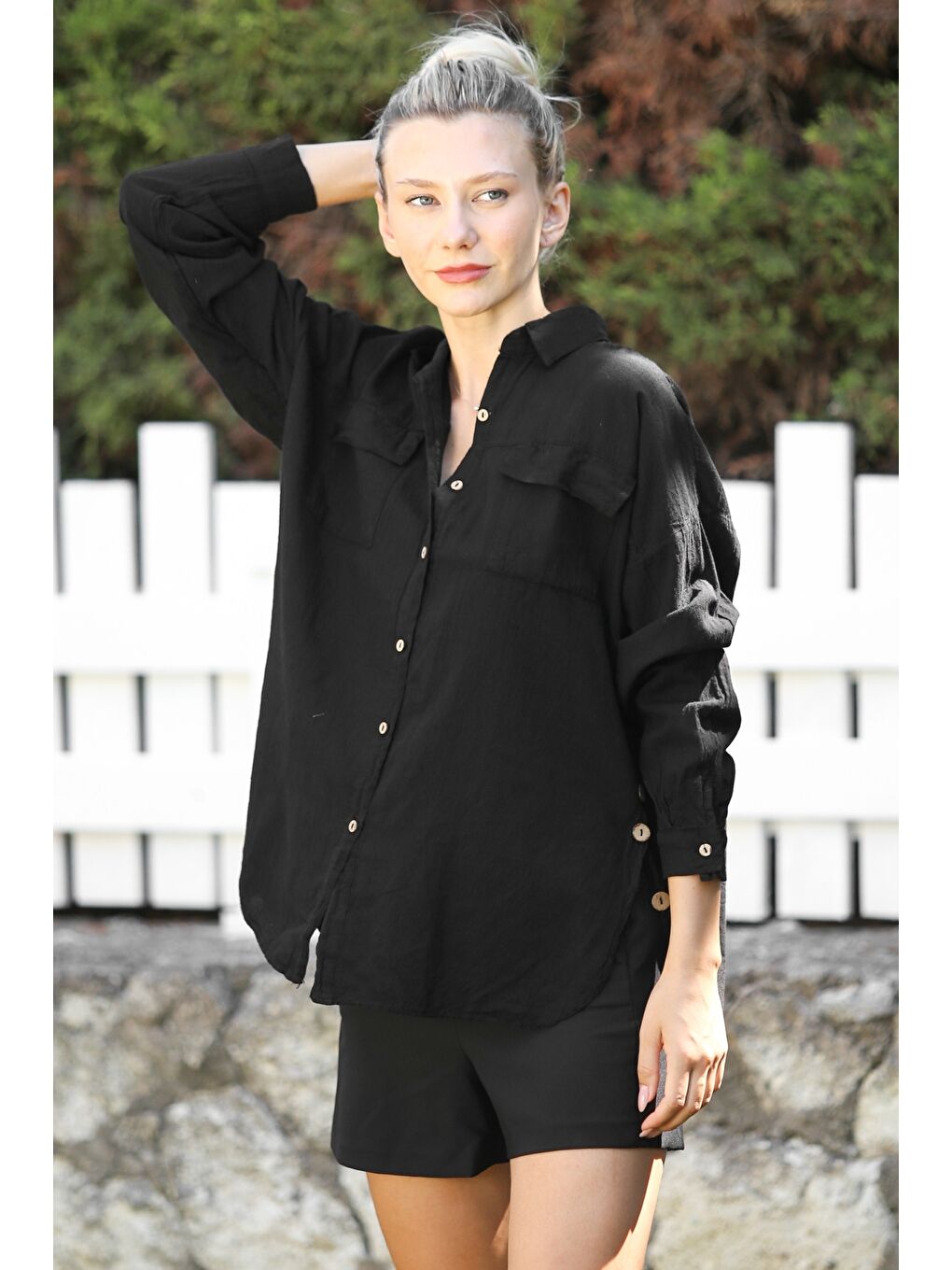 Organik Pamuk Siyah Gömlek Yaka Uzun Kol Çift Kapaklı Cepli Yanları Düğmeli Dokuma Casual Gömlek-5