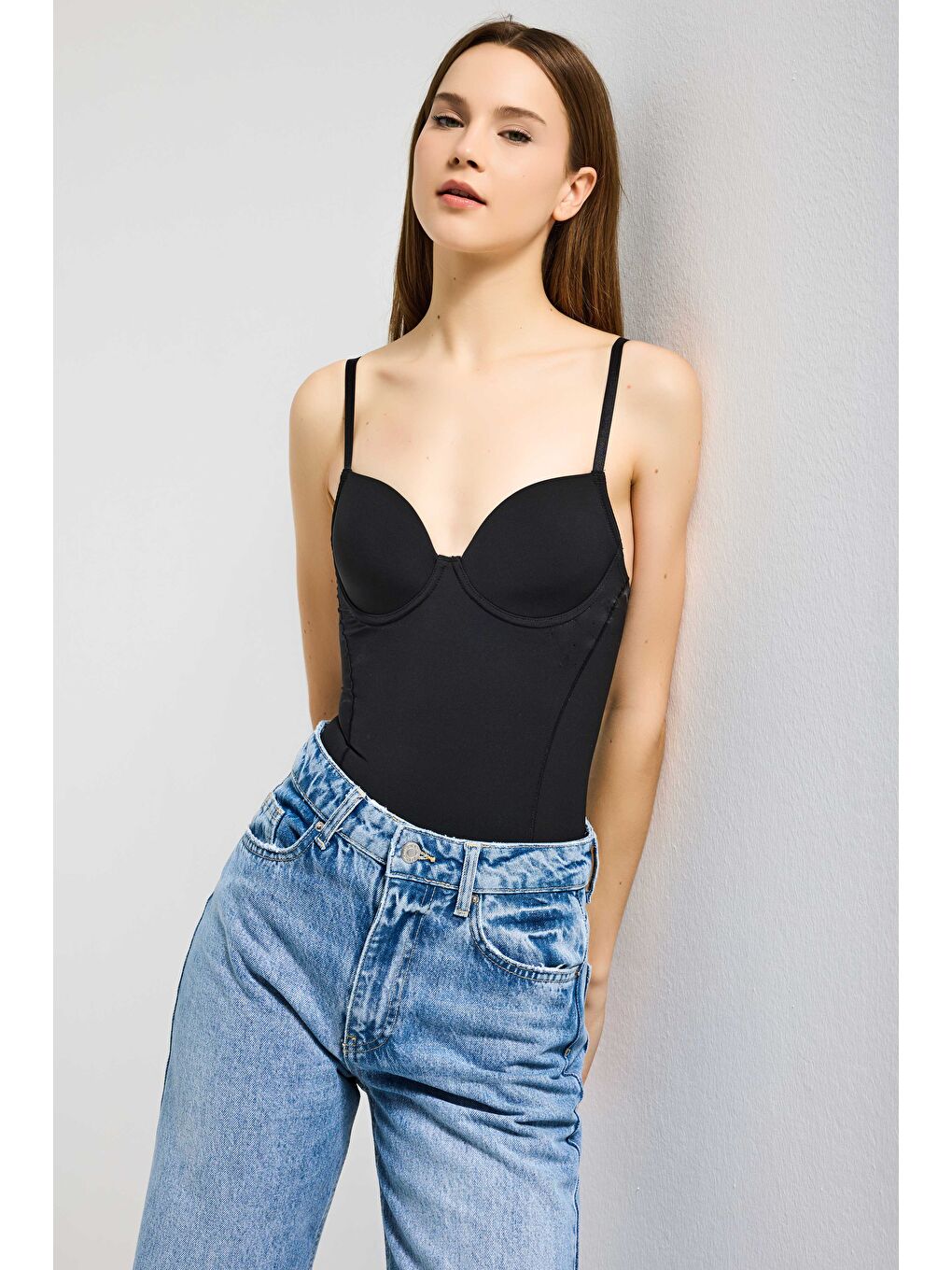 Kadın Siyah w5 Çıtçıtlı Toparlayıcı Dantel Detaylı Destekli Cup Tasarım Askılı Body-5
